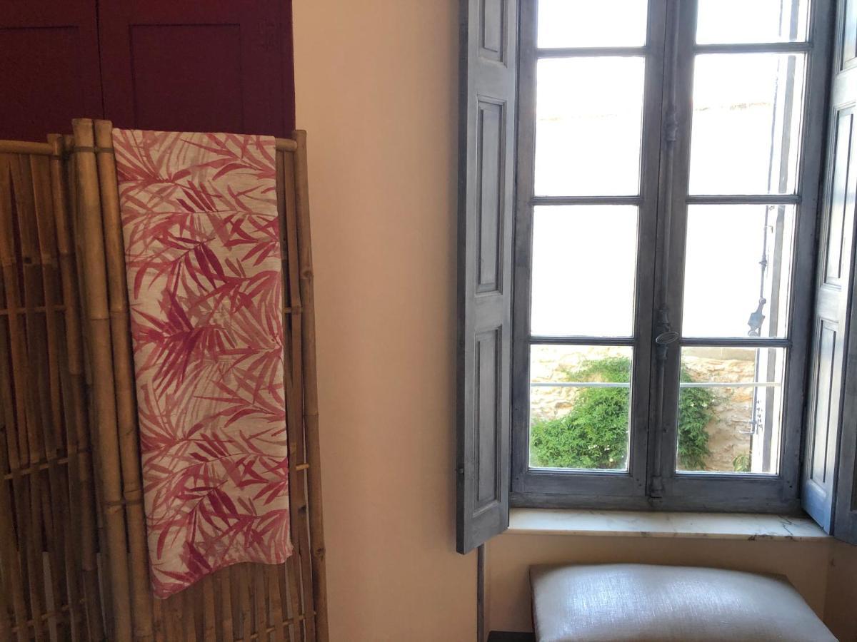 Roubia L'Oiseau Bleu Rollier B&B 외부 사진